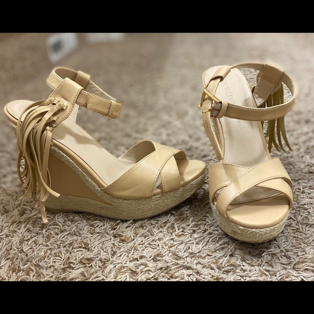 Wedge heels - Picture 2 of 3
